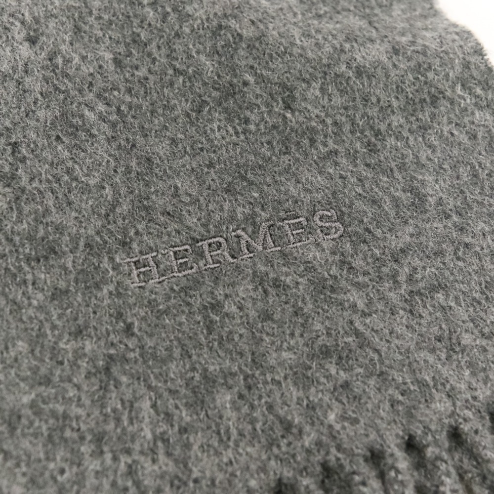 Hermes 100% Cashmere Fringe Large Stole/Scarf, Gray, Women's - Picture 7 of 8